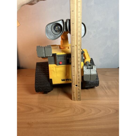 Disney Pixar Wall-E Hello Talking Moving Lighting Robot Figure 9.0"-No Remote - Picture 6 of 7